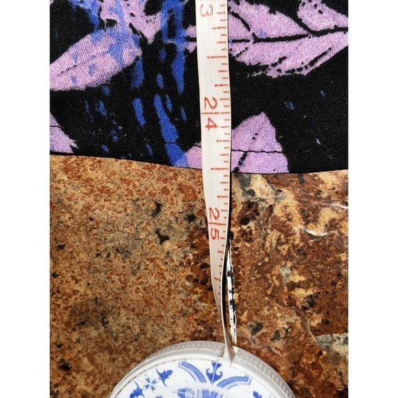 Apt 9 Women’s Floral Tank Top Size Medium Adjustable Straps Multi Color - Picture 4 of 6